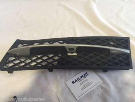 BMW F10 F11 2012 5 SERIES FRONT BUMPER GRILLE LEFT AIR INTAKE & FINISHER ROD 7231859 7200699 B463 B440 B467