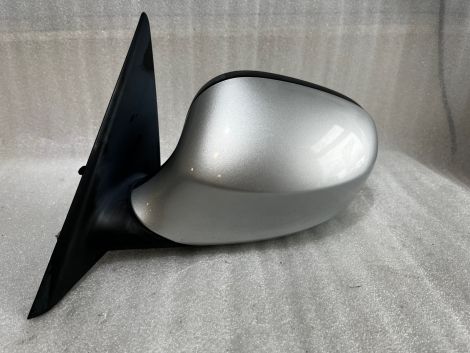 GENUINE BMW TITAN SILVER LEFT NEAR SIDE WING MIRROR DOOR MIRROR E90 E91 LCI, 7268263 *422 Y341 