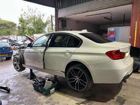 BREAKING BMW F30 2013 318d MANUAL 6 SPEED QUOTE *587