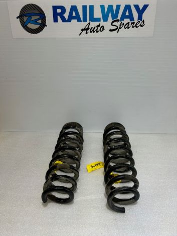 BMW 1 SERIES E87 REAR SPRINGS REAR COIL SPRINGS 118D 120D 118i 120i 6764391 RS 