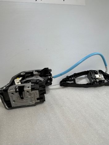 BMW 6 SERIES G32 DOOR LOCK ACTUATOR PASSENGER SIDE FRONT 5 SERIES G30 7477695 B501 *507