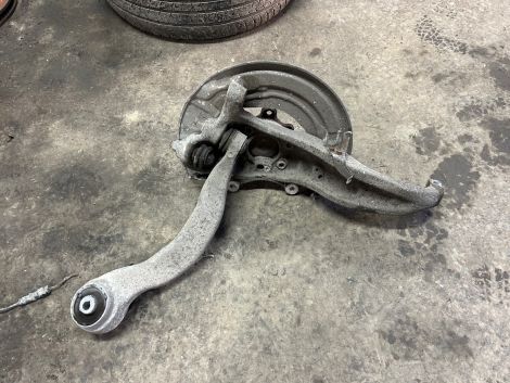 BMW 6 7 SERIES FRONT LEFT SUSPENSION CORNER HUB WHEEL CARRIER G11 G12 G32 6884377 6866315 *507 *FC18