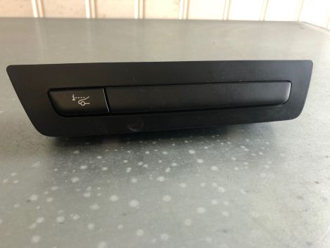 BMW 2013 5 SERIES F10 520D DRIVER ASSIST SWITCH 9220050 B411 *596