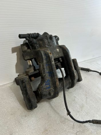 BMW 1 3 4 SERIES FRONT PASSENGER BRAKE CALIPER LEFT FRONT F20 F21 F30 F31 F32 F33 F36 6850649 LF *577 S14C1