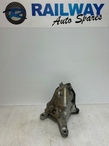 BMW 5 6 7 SERIES ENGINE MOUNTING BRACKET RIGHT B47 ENGINE G30 G31 G32 G11 G12 22116870754, 6870754 S14B1 
