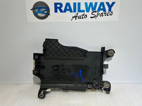 MINI Battery Holder Tray Mounting Panel for F55 F57 F56 F54 F60 2 SERIES F45 F46 61217641798, 7641798 B218 *621