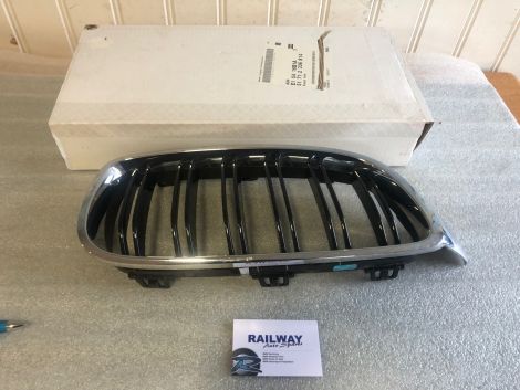 OEM BMW 4 SERIES F32 F33 F36 FRONT RIGHT BUMPER KIDNEY GRILLE 2336814 