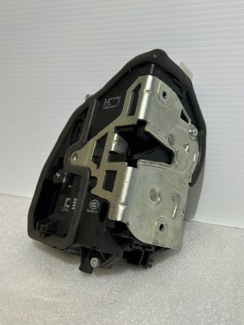 BMW 1 3 5 Series E60 E87 E90 O/S Right Front door latch actuator catch 7229470 B218 