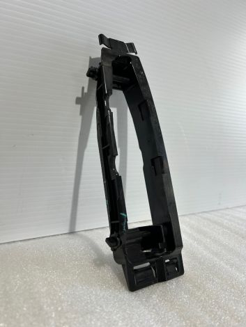 BMW 7 SERIES F01 F02 DOOR TRIM BRACKET MOUNT SUPPORT FRONT RIGHT 7224214 51417224214  B117 *602