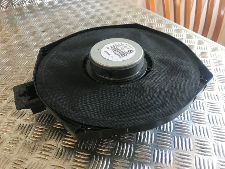 OEM BMW 3 SERIES 2007 E92 320i CENTRAL BASS SPEAKER RIGHT 9143986 