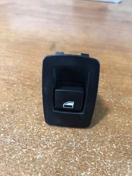 BMW 1 3 SERIES F20 F30 REAR WINDOW SWITCH WINDOW LIFTER SWITCH F20 F30 9208106 B153