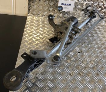 BMW 11-15 3 SERIES F30 FRONT WIPER MOTOR & WIPER LINKAGE ARM 7267504 7260489 7239527 #4 S12C