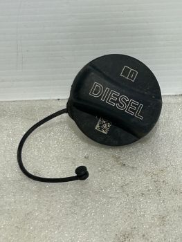 BMW 1 2 3 4 5 6 7 F SERIES DIESEL FUEL TANK CAP FILLER CAP COVER 16117482901, 7482901 B438 *621