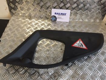 BMW 2012 5 SERIES F11 F10 520d FRONT RIGHT INTAKE GASKET COVER TRIM SUPPORT SEAL 1062711 7019804 B406 B181 B439 B466