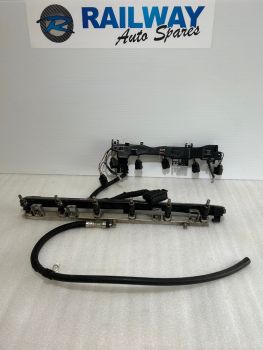 BMW F10 2011 523i 525i N52 PETROL FUEL RAIL & INJECTORS 7531634 7584698 S14A4