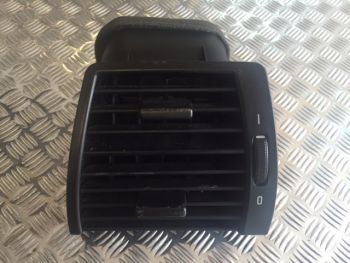 GENUINE BMW 2000-2006 PASSENGER DASH AIR HEATER VENT FRESH AIR GRILLE E53 8402215 B153 *125