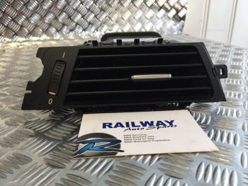 BMW E90 E91 E92 E93 2004-2012 3 SERIES PASSENGER AIR VENT HEATER VENT DASH VENT 9130465 B444 *520