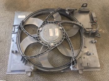BMW E60 E61 2004-2009 523i 525i 530i ENGINE COOLING FAN RAD PUSHER FAN N52 6931231 7540681 7526824 #3