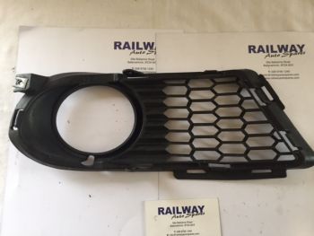 OEM BMW E92 2011 320d COUPE SPORT FRONT LEFT BUMPER GRILLE 8038935 B173 *145