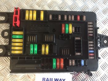 BMW 1 2 3 4 SERIES F20 F30 F32 REAR FUSE BOX BOARD POWER DISTRIBUTION BOX F20 F30 9389070 9389074 B190 *282