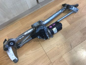 BMW 2005 E90 WIPER LINKAGE & MOTOR 6935781 7161710 #10 s12c