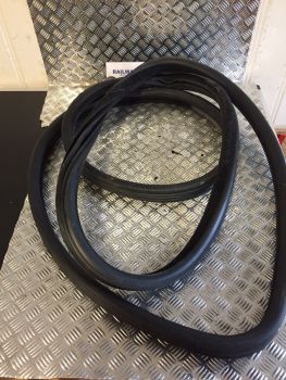 BMW X5 E70 REAR LEFT RIGHT DOOR SEAL RUBBER DOOR SEAL PROTECTION 7207222 DS20