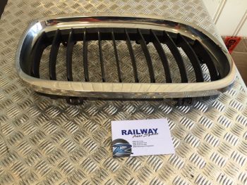 OEM BMW E90 LCI 2007-2012 3 SERIES BUMPER GRILL RIGHT KIDNEY GRILLE 7201968 *132