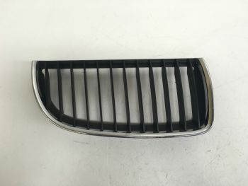 BMW 3 SERIES 04-08 E90 E91 BUMPER GRILL GRILLE DRIVER SIDE KIDNEY GRILL E90 7120008 51137120008 B325